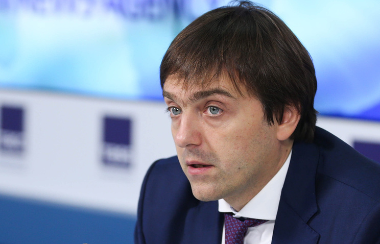 Глава Рособрнадзора: наша задача — привить школьнику культуру честности 