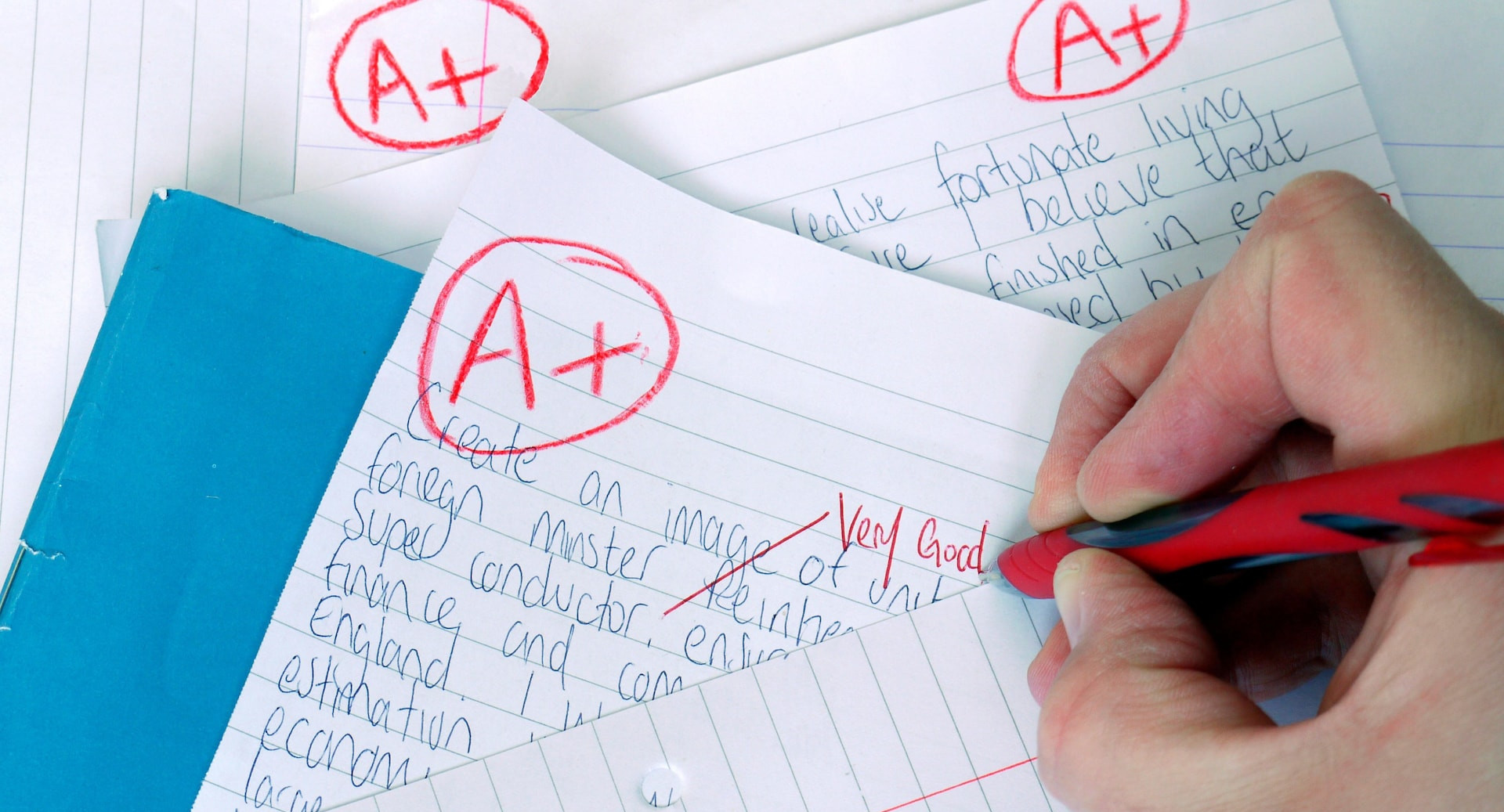 Британская школа отказалась от выставления оценок, чтобы повысить уверенность детей в себе