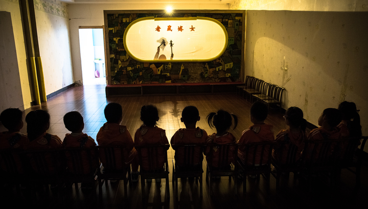 Китаянка призналась, что колола детей иголками в воспитательных целях