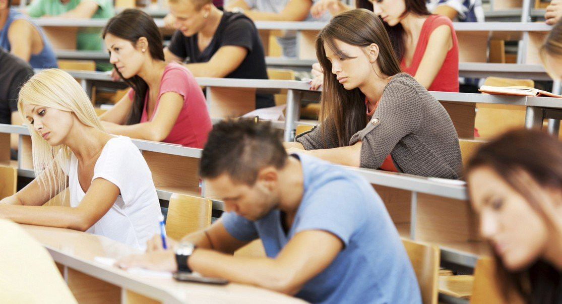 Стоимость обучения в московских вузах в два раза выше, чем регионах РФ