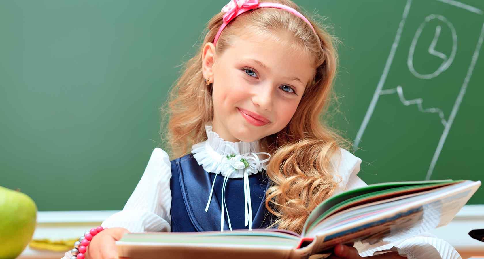 В английской школе учениц запретили называть «девочками»