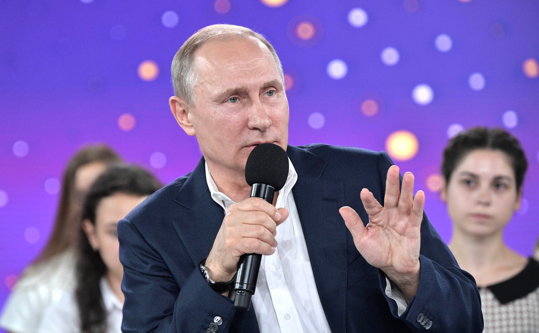 Владимир Путин заявил о необходимости развивать дистанционное образование