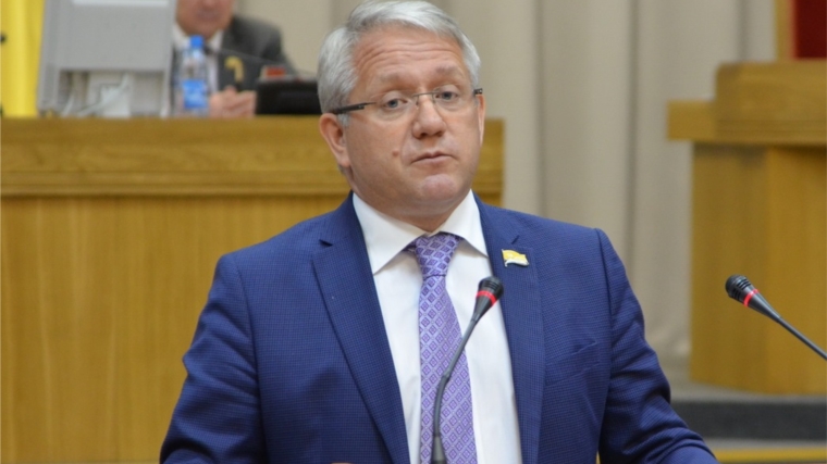 Министр образования Чувашии потерял пост из-за истории с монографией