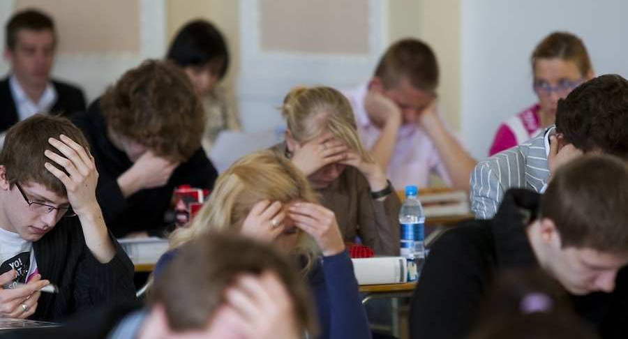 Итоговое сочинение в дополнительный срок напишут более 21 тыс. человек