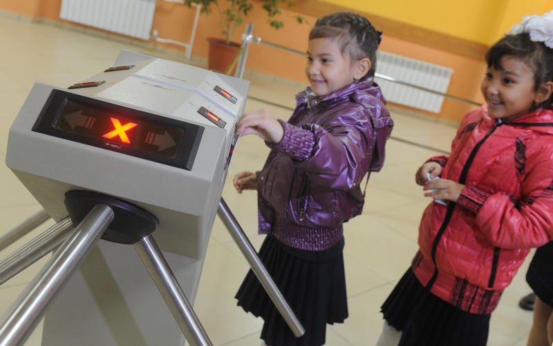 В Бурятии состояние учеников будут оценивать при входе в школу