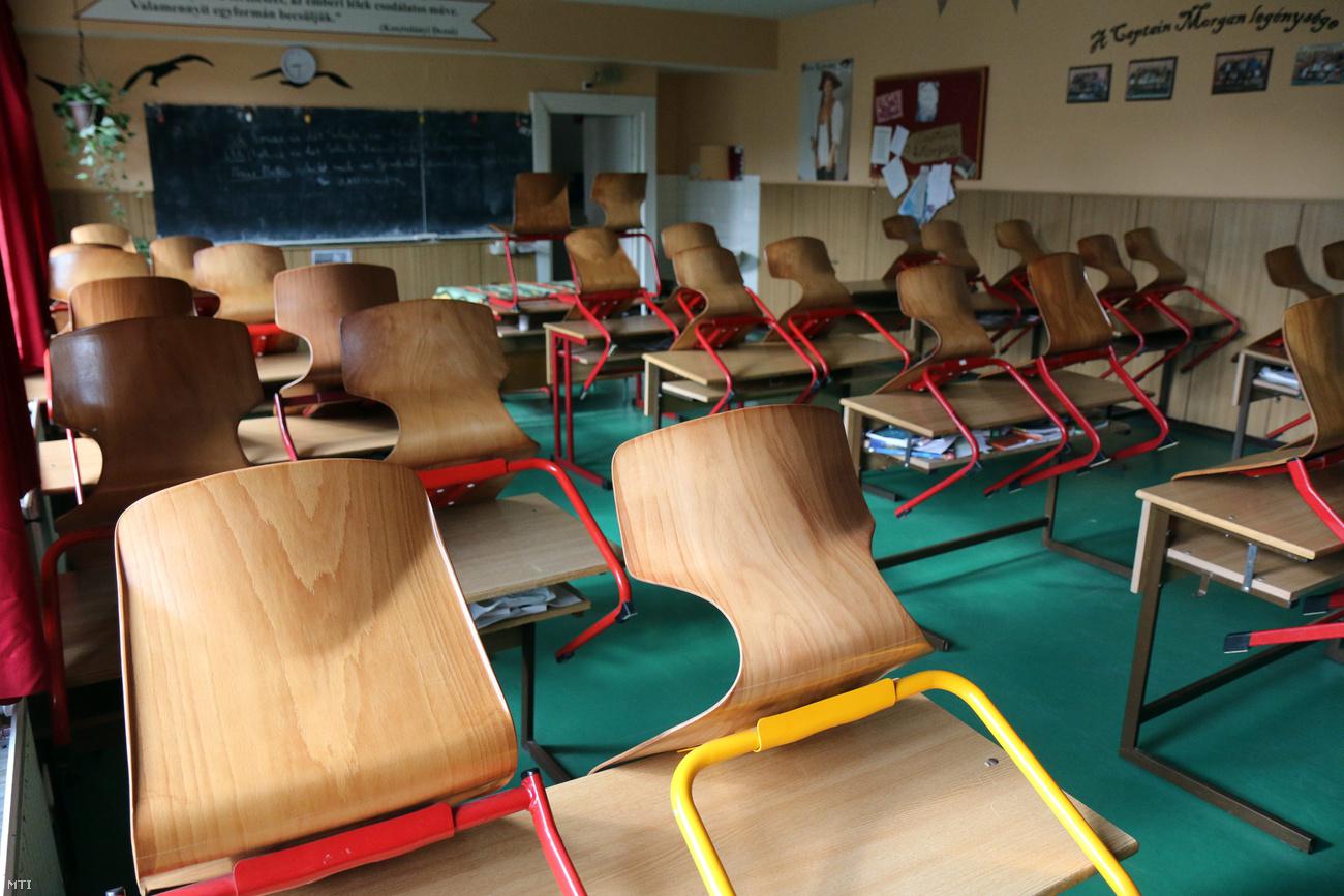 В Словении 38 тысяч учителей участвуют в забастовке