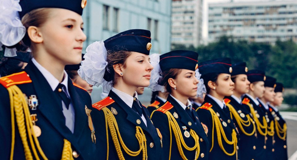 Минобороны планирует развивать в регионах кадетское образование для девочек