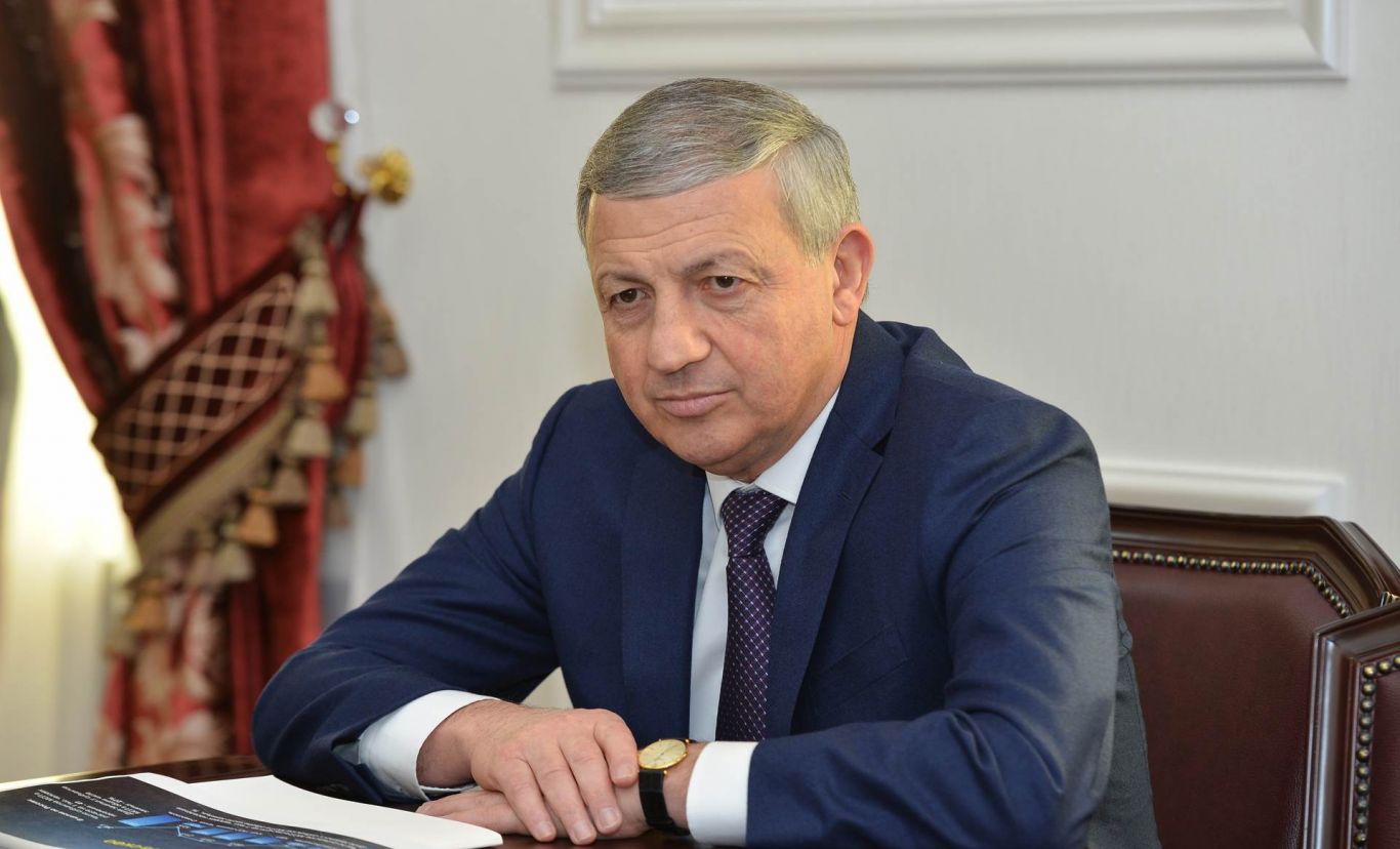 Власти Северной Осетии разработают программу по стимулированию педагогов