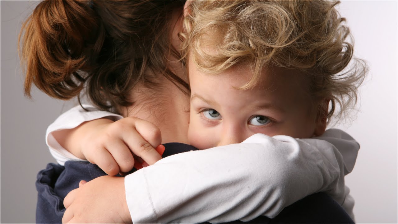 В Йошкар-Оле объявившей голодовку учительнице угрожают изъять детей из семьи