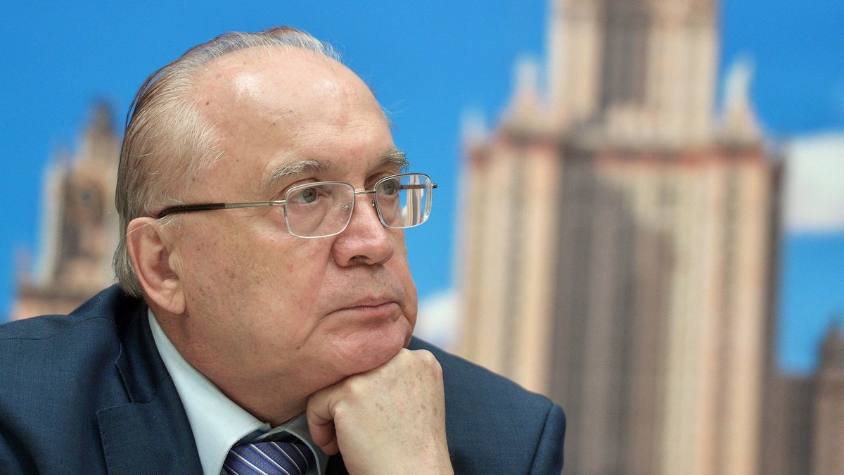 Как поступить в МГУ