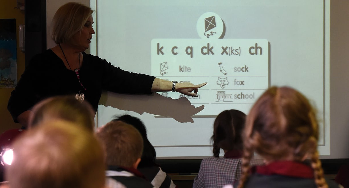 Эксперт по письменной речи Лес Перельман назвал общеавстралийский экзамен по английскому языку абсурдным