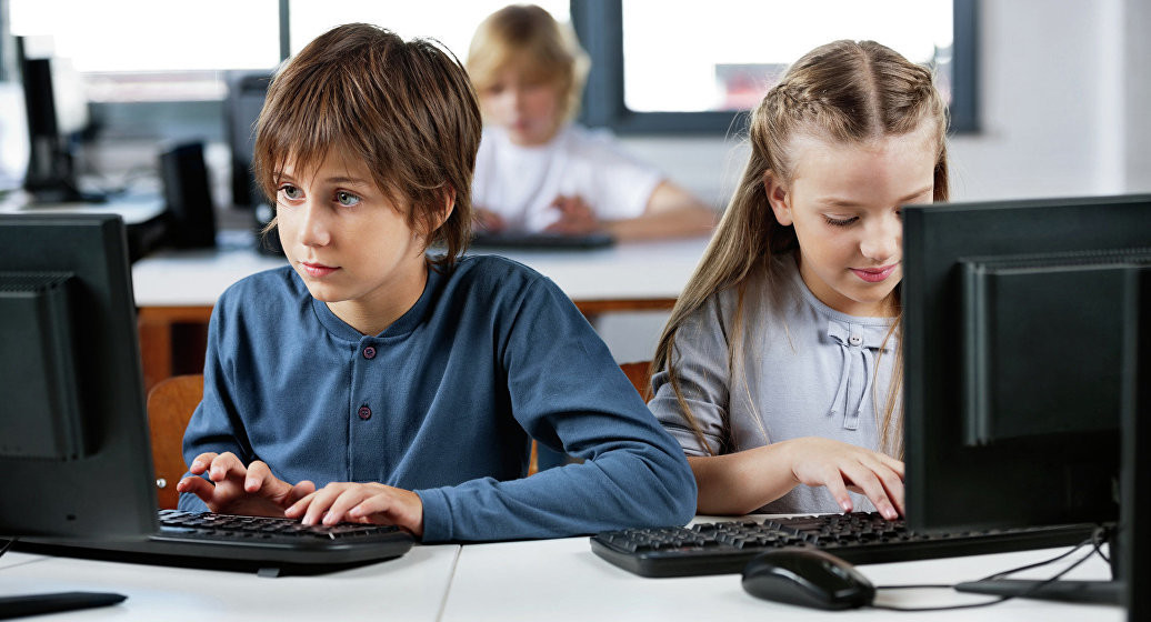 Дмитрий Медведев поручил сформировать сетевые формы образования