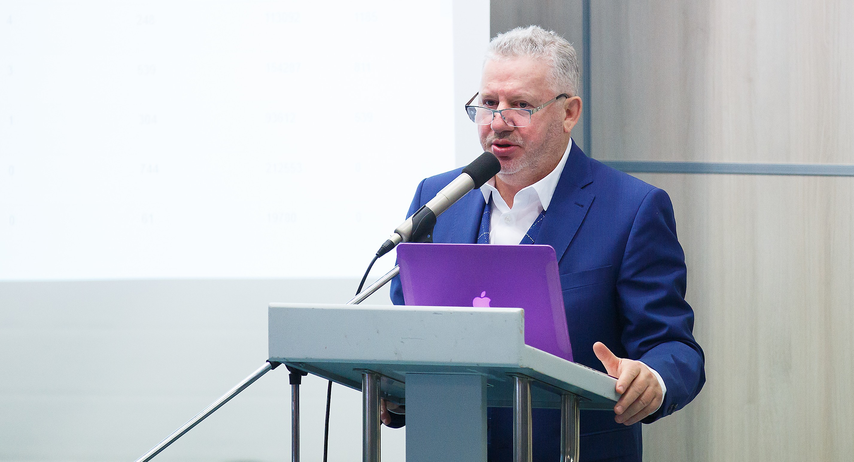 Александр Адамский: Сохранение института образования важно, но этот институт точно не школа