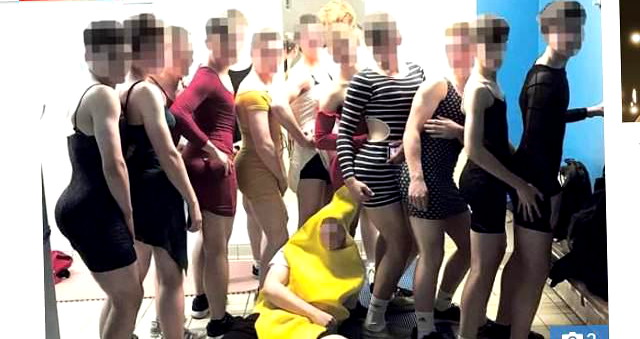 В Британии выпускников школы задержали за переодевание в женскую одежду