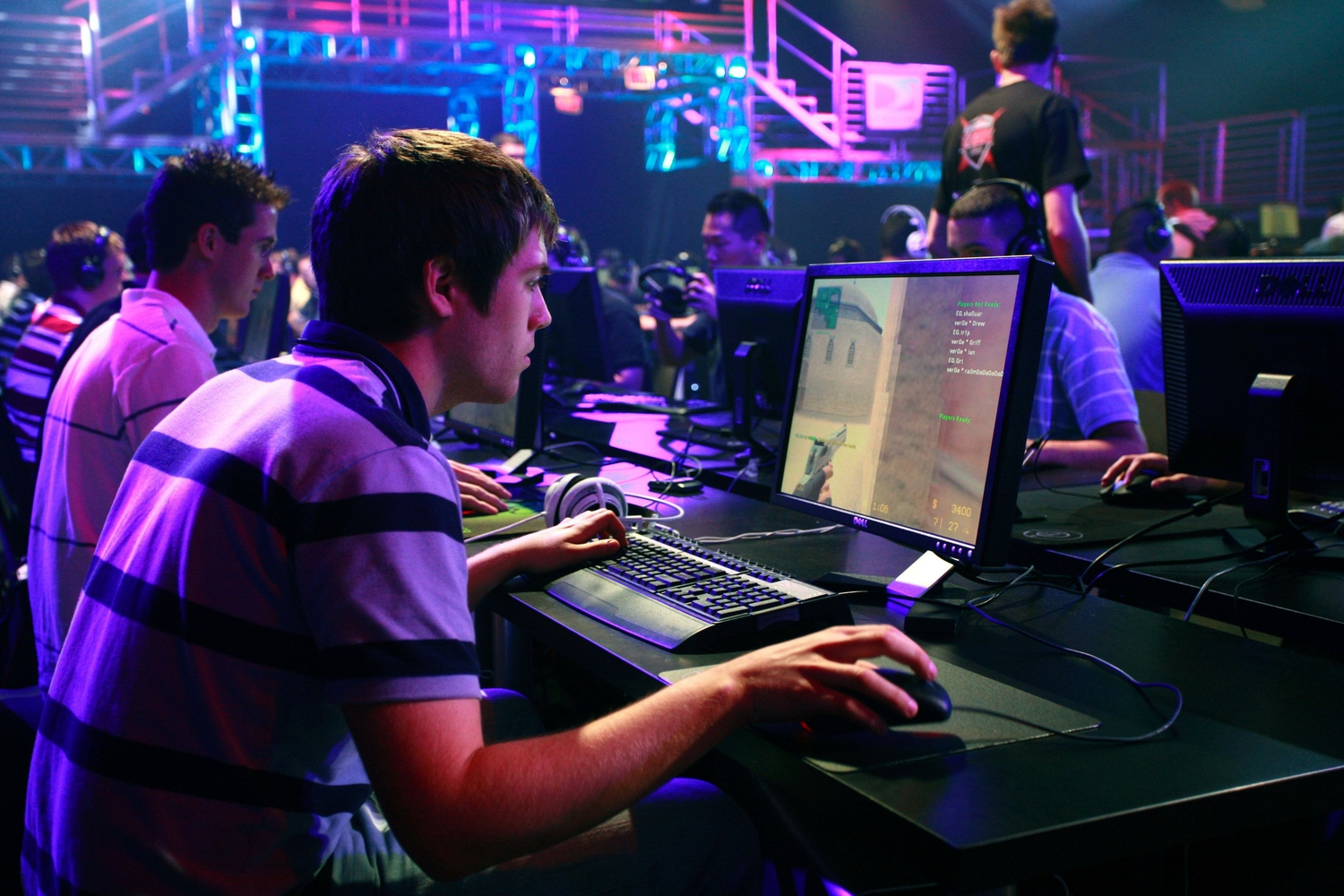 В Китае борются с нехваткой учителей с помощью компьютерных игр