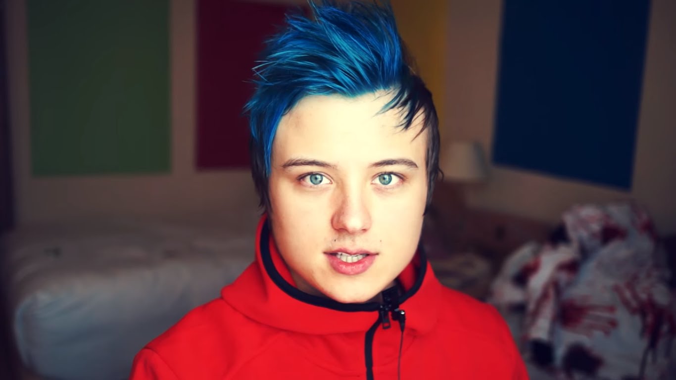 Популярный блогер поссорил школьников Ярцева