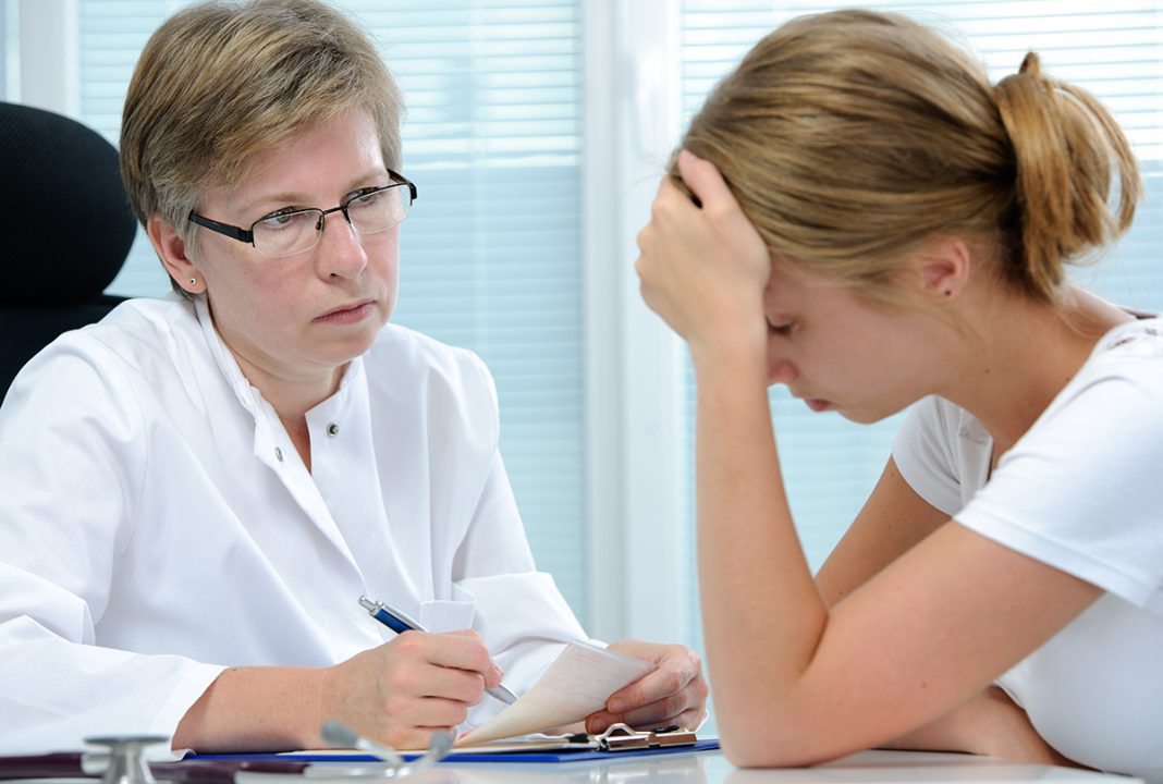 В Госдуме предупредили о рисках из-за отмены врачебной тайны для подростков