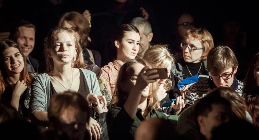 Департамент образования прокомментировал увольнение педагога за поход с классом в театр