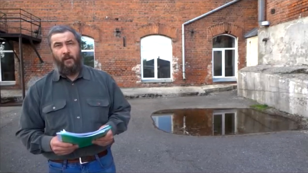 «Сколько должно погибнуть наших детей в садиках и школах, чтобы встряхнуть это болото?»