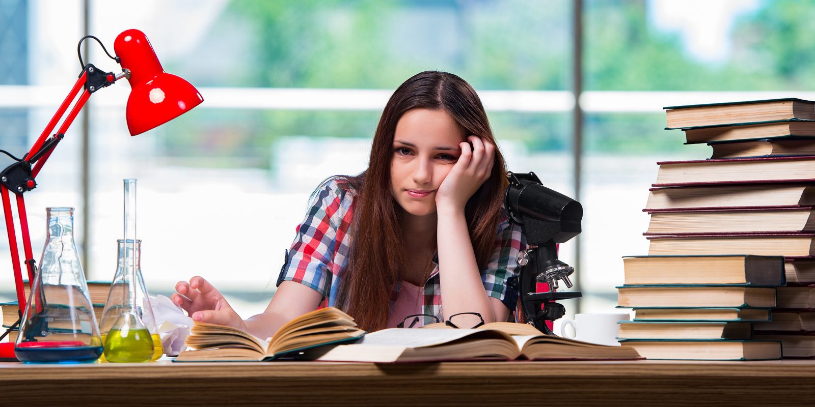 Какие специальности выбирают абитуриенты?