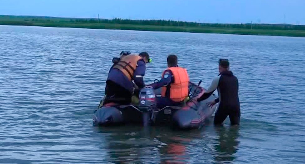 В Астраханской области перевернулась лодка с пассажирами, трое детей утонули