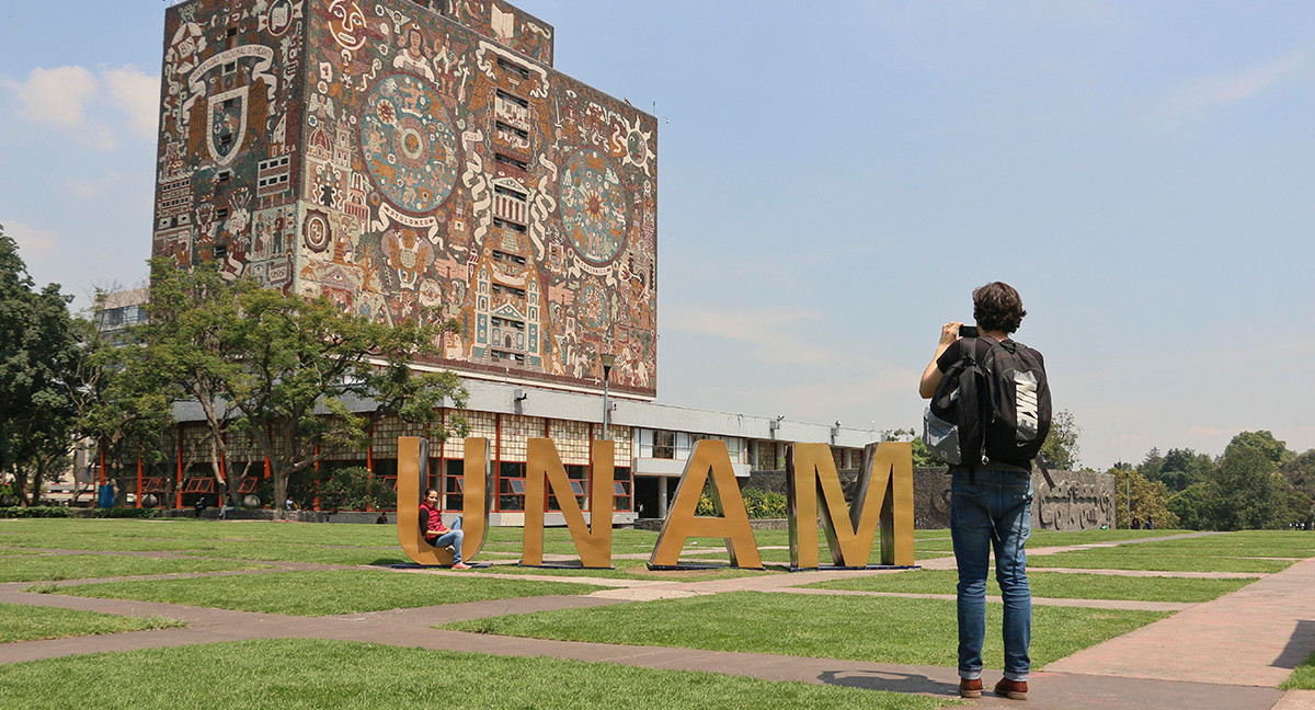 Мальчик в 12 лет стал студентом крупнейшего университета Мексики