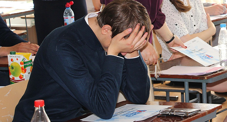 Почему участники ЕГЭ по английскому языку массово получили ноль баллов за эссе?