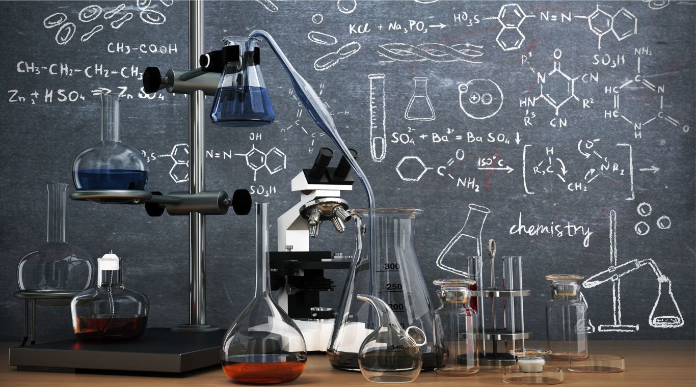 Олег Смолин предложил ввести обязательный ЕГЭ по одной из естественных наук