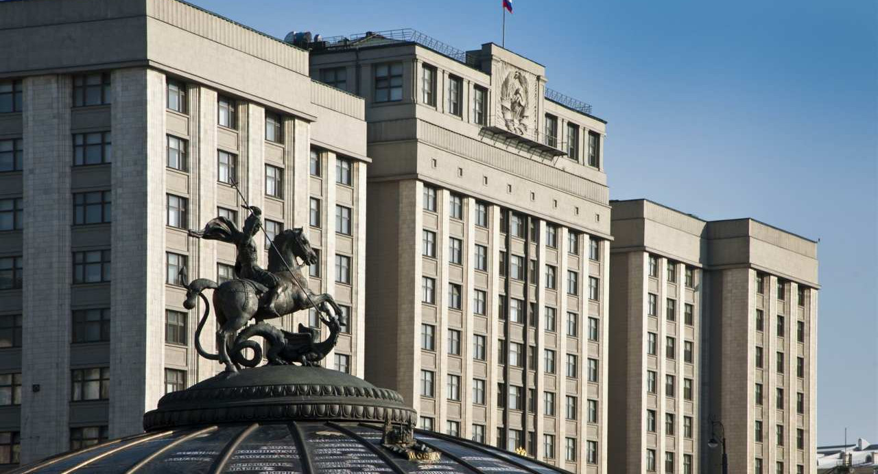 В Госдуме подготовили законопроект об увеличении зарплат учителей