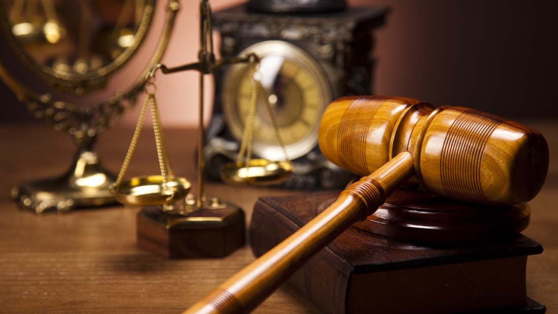 Учителя приравняли к коллектору