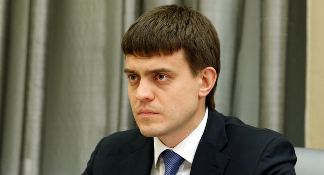 Минобрнауки не планирует полный отказ от очных лекций в пользу онлайн-курсов