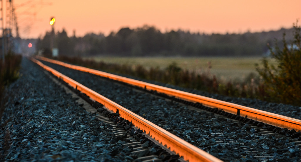 В Пензе школьник лёг под поезд из-за ультиматума учителя
