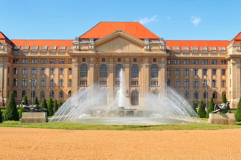  Россия и Венгрия подписали соглашение о взаимном признании документов об образовании