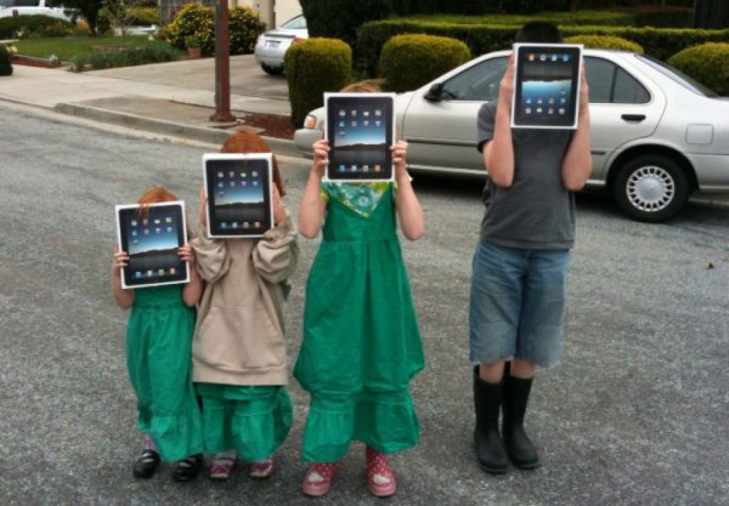 «​Если три четверти свободного времени дети проводят в Интернете, надо наполнять эту среду развивающим контентом»