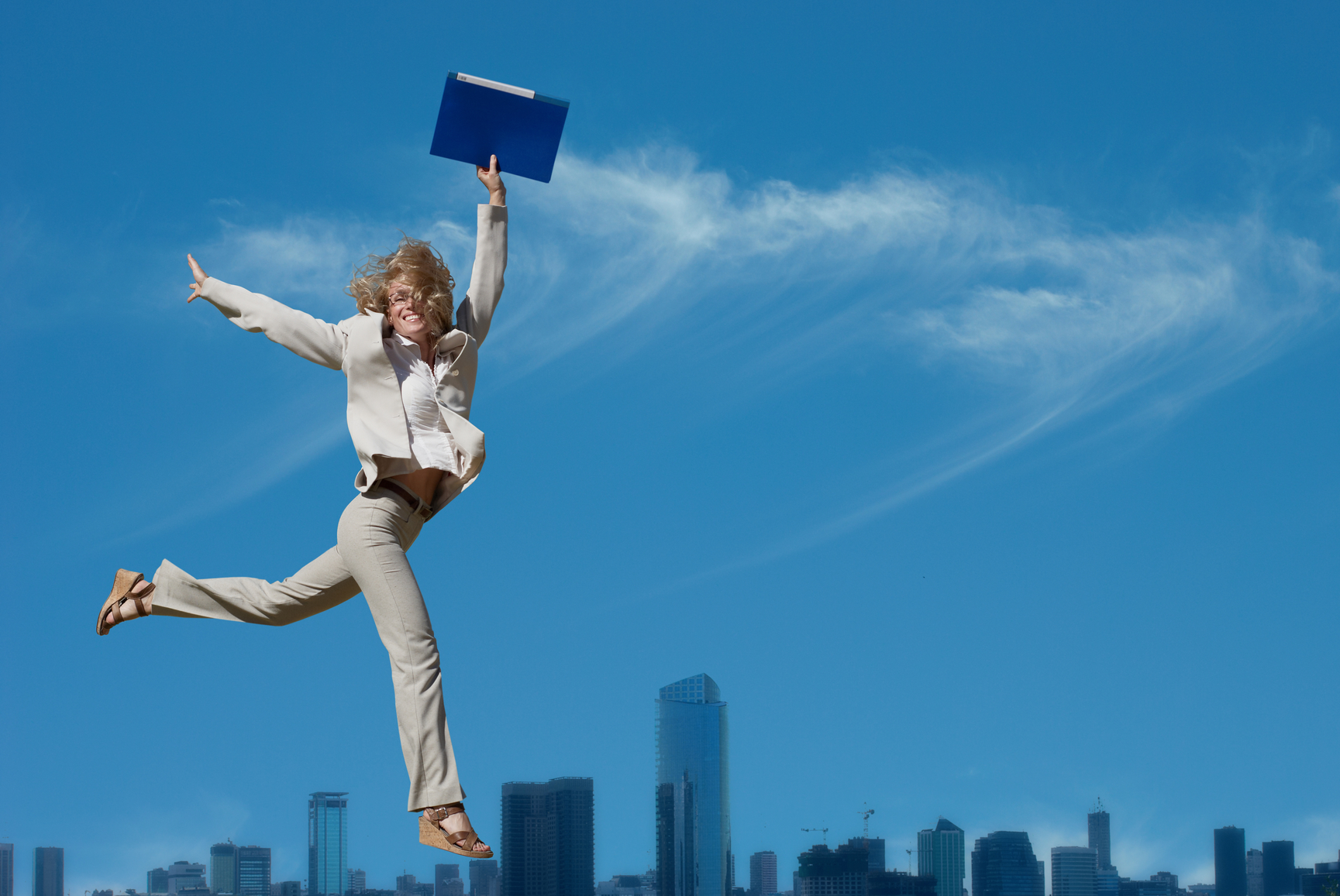 Учителям все-таки разрешили дарить что угодно