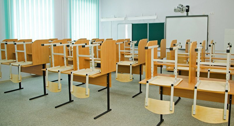 В Роспотребнадзоре сообщили о карантине по гриппу в 14 школах России