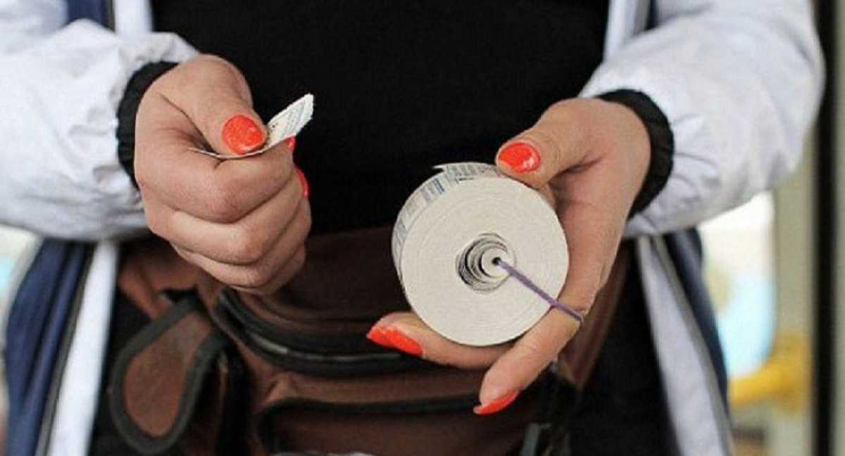 Кондуктора в Магнитогорске уволили после высадки школьницы в мороз