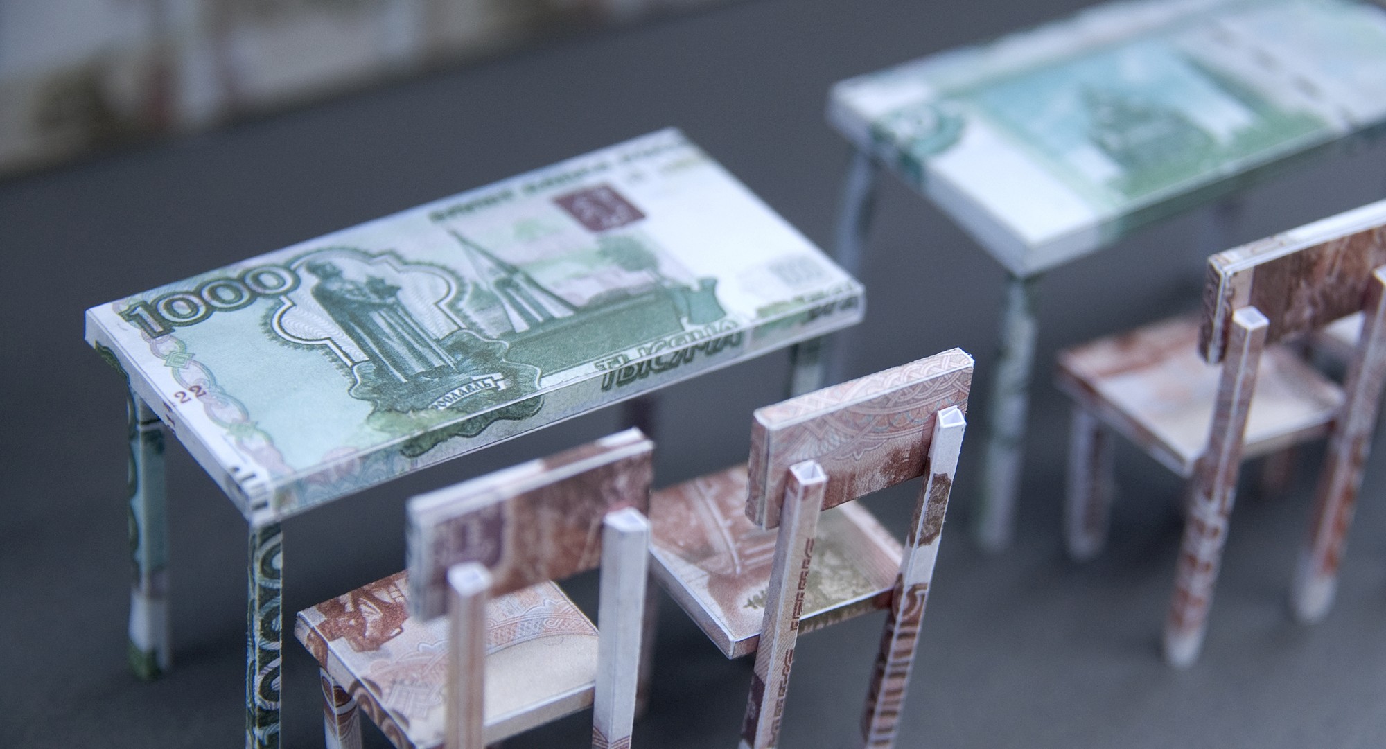 83% родителей сталкиваются со школьными поборами