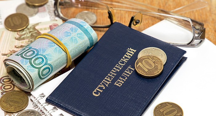 В Минюсте предложили обязать родителей содержать детей-студентов