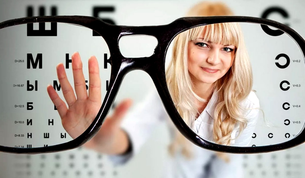 Волонтеры-медики проверили зрение у двух тысяч российских школьников