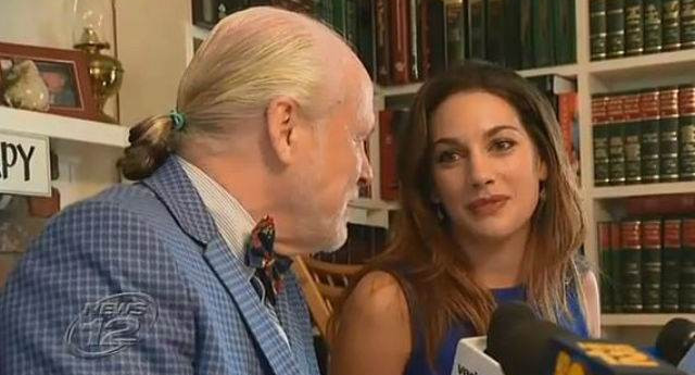 Учительницу математики выгнали из школы за «голое» селфи