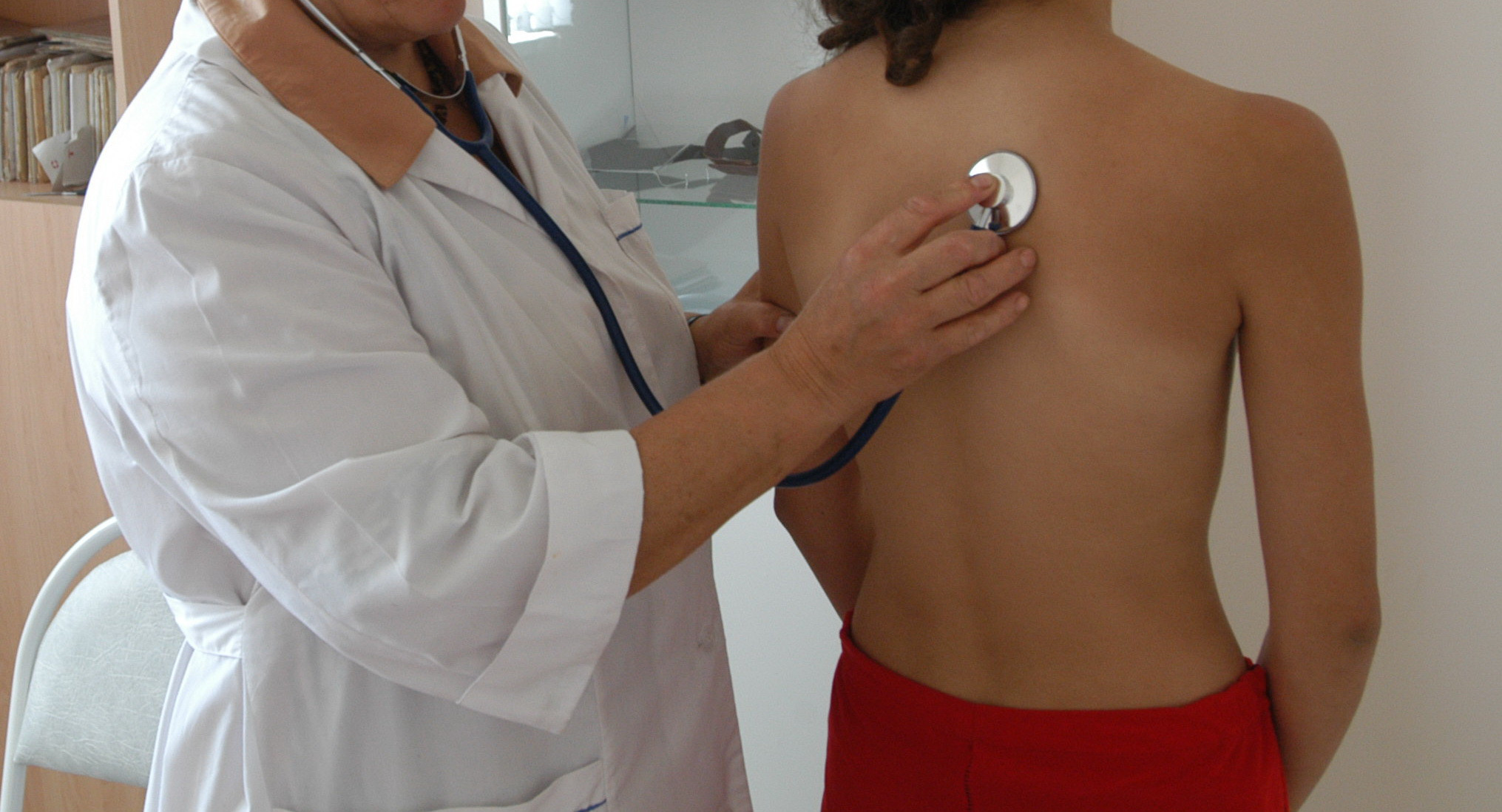 Врачи предлагают включить в диспансеризацию подростков УЗИ молочных желез