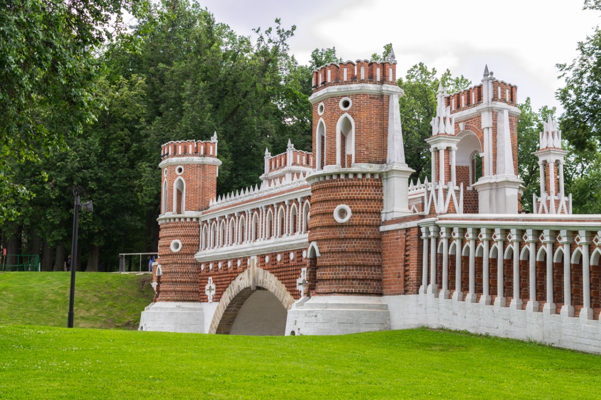 Участниками олимпиады «Музеи. Парки. Усадьбы» стали более 160 тысяч школьников Москвы