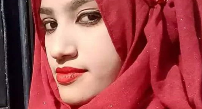 Ученицу сожгли на крыше школы в Бангладеш после жалобы на домогательства директора