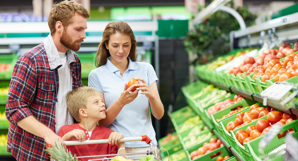 Россияне назвали необходимый доход для «нормальной жизни» семьи