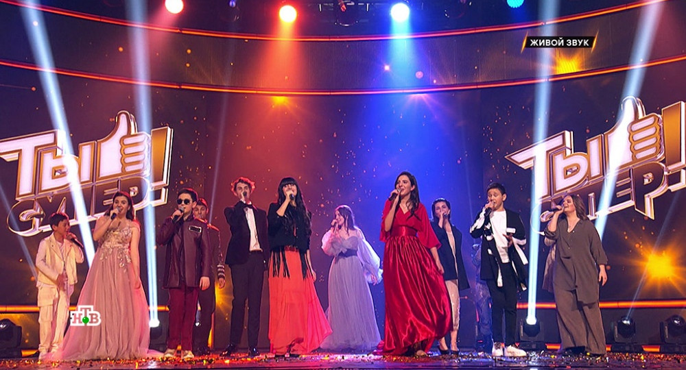 Предприниматель, поэт и меценат в эфире НТВ подарил детям по квартире