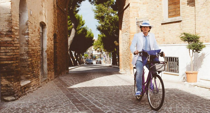 Учитель опубликовал домашнее задание на лето для учеников и прославился на весь мир