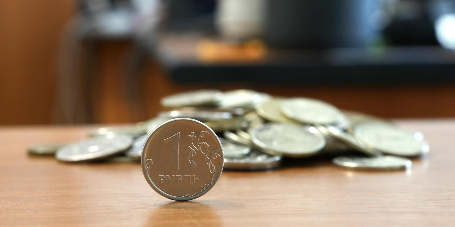 Учителя из разных регионов России рассказали президенту о низких зарплатах