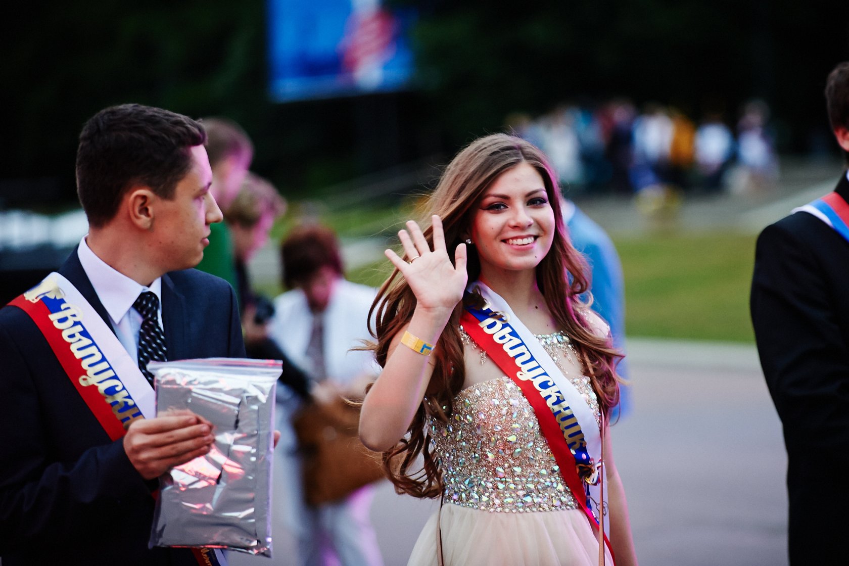 Ольга Васильева поздравила выпускников школ 2019 года