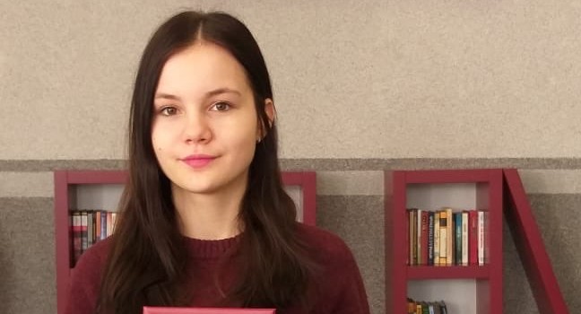 Сдавшая ЕГЭ по китайскому на 100 баллов москвичка планирует поступать в РУДН